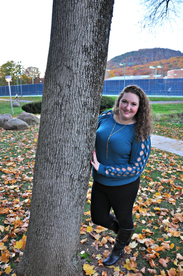 final blue sweater_3