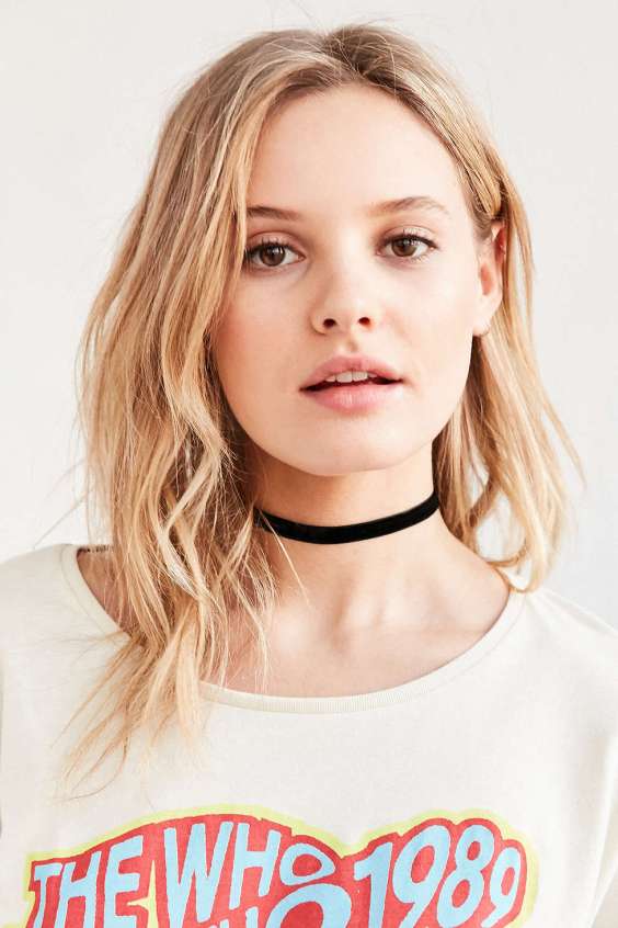 velvet-choker